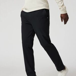 Vuori Fleet chino athletic slim fit 30”inseam